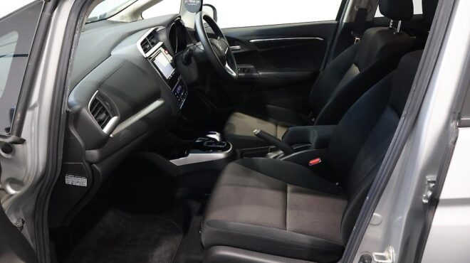 2015 Honda Fit Hybrid F Package image 317905