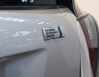 2018 Toyota Prius S SAFETY PLUS image 304228