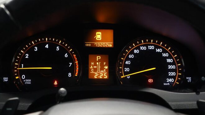 2013 Toyota Avensis Wagon Li image 304955