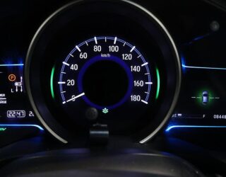 2014 Honda Fit Hybrid S-PKG, Cruise Control image 308436