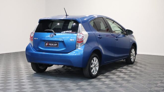 2012 Toyota Aqua S PKG, Push Button Start, Reverse Camera, image 307023