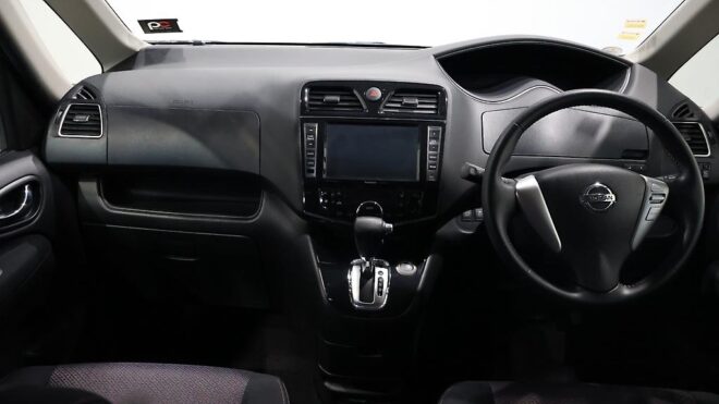 2012 Nissan Serena Highway Star image 303795