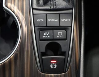 2017 Toyota Camry G Model Hybrid, Reverse Camera, Cruise Control image 303595