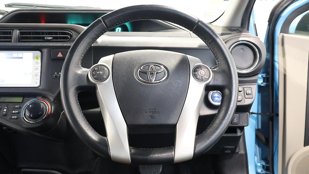 2012 Toyota Aqua G Model, Push Start, Reverse Camera image 307052