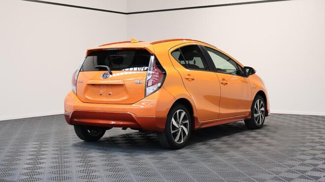 2015 Toyota Aqua X-Urban –  Push Button Start image 304633