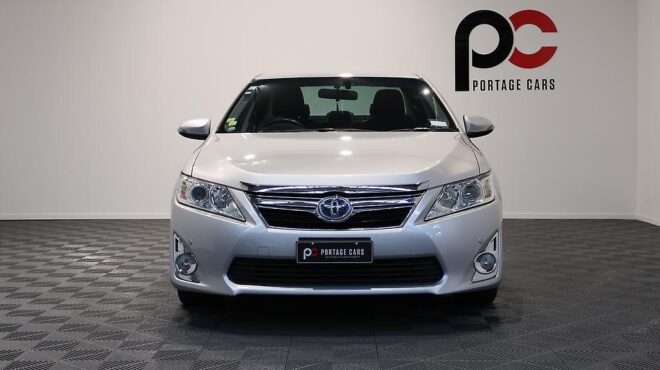 2013 Toyota Camry Hybrid G Package, Cruise Control- Factory Alloys image 304243