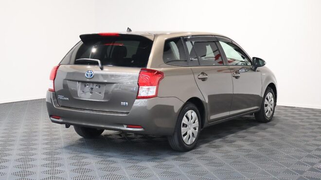 2014 Toyota Corolla Fielder Hybrid G, Push Start, Reverse Camera, Heated Seats image 307880