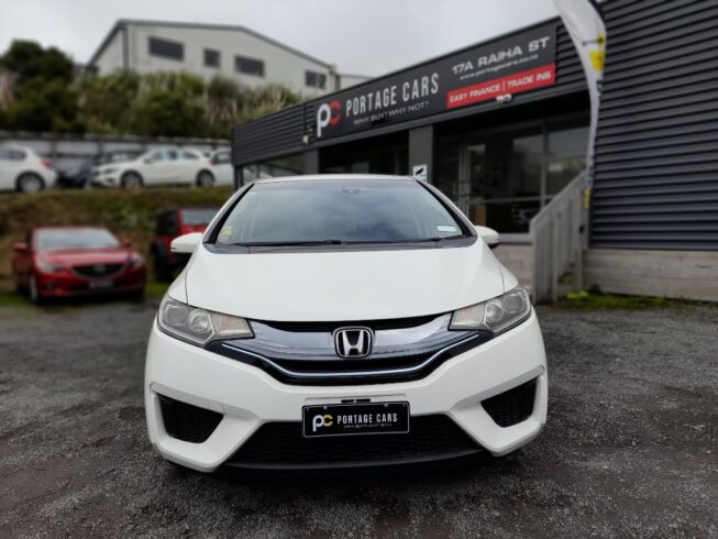 2014 Honda Fit Hybrid L-Package image 304112