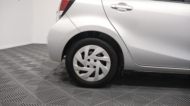 2017 Toyota Aqua S Model, Push Start, Low KMS, Lane Assist, Reverse Camera image 304203