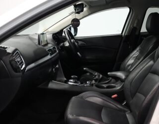 2015 Mazda Axela HYBRID Leather Package image 306468