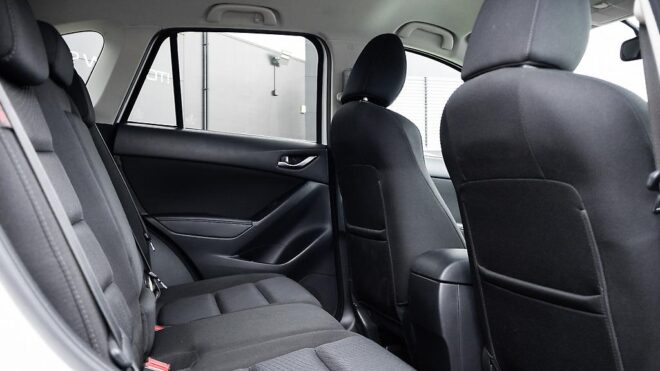 2013 Mazda Cx-5 20S Skyactiv Black wheels , Tints image 316136