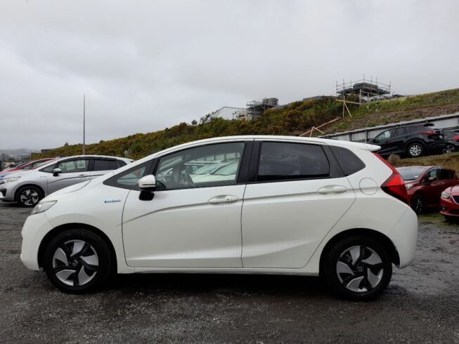 2014 Honda Fit Hybrid L-Package image 304118
