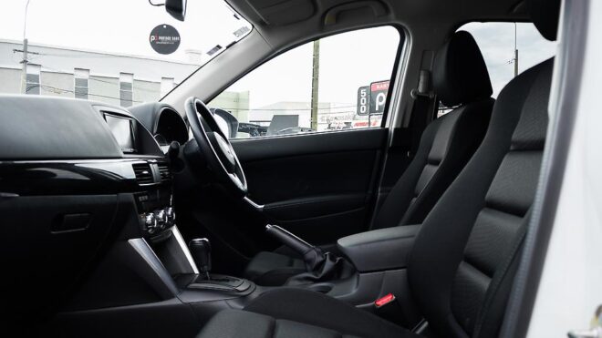 2013 Mazda Cx-5 20S Skyactiv Black wheels , Tints image 316145