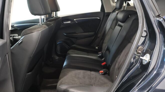 2016 Honda Shuttle Hybrid Style Edition image 306927
