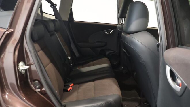 2013 Honda Fit Hybrid, Half Leather, Heated Seats, High Spec image 307230