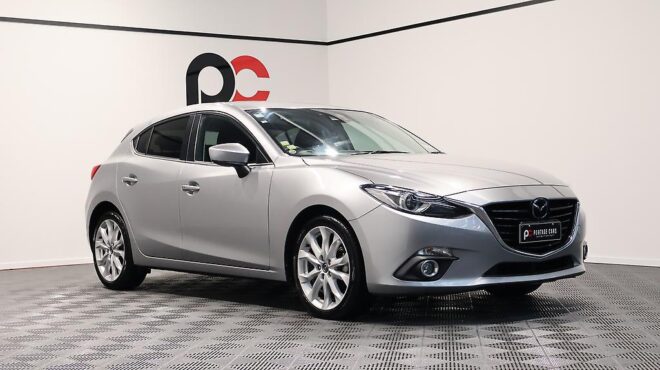 2014 Mazda Axela Sports 20S Touring image 305768