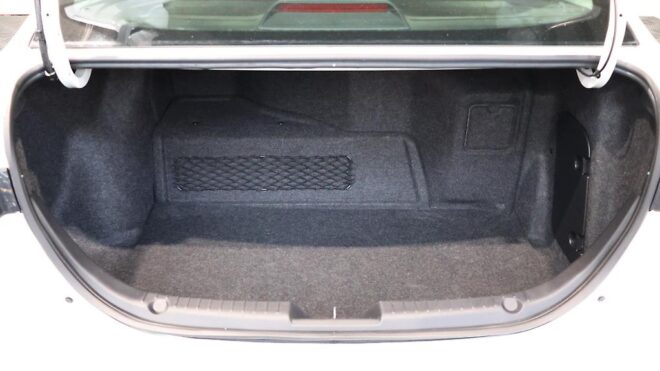 2015 Mazda Axela HYBRID Leather Package image 306466