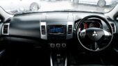 2007 Mitsubishi Outlander G Spec , 4WD 7 seater , Rockford Fosgate image 307816