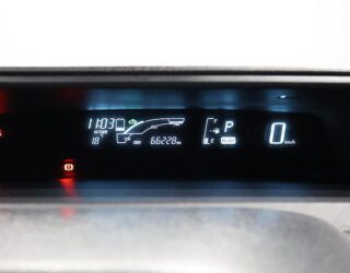2015 Toyota Aqua Hybrid – X Urban, Push Start, Reverse Camera image 305342