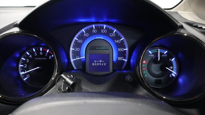 2013 Honda Fit Hybrid, Half Leather, Heated Seats, High Spec image 307236