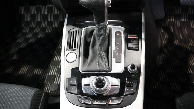 2012 Audi A4 Avant 2.0TFSI S-Line Quattro image 304447