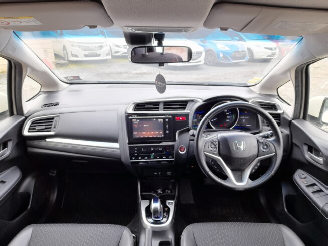 2014 Honda Fit Hybrid L-Package image 304120
