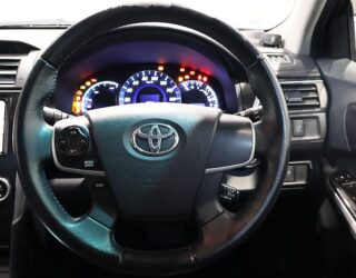 2013 Toyota Camry Hybrid G Package, Cruise Control- Factory Alloys image 304254