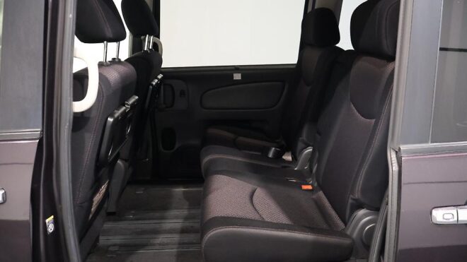 2012 Nissan Serena Highway Star image 303792