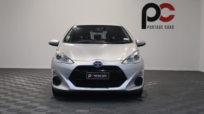 2017 Toyota Aqua S Model, Push Start, Low KMS, Lane Assist, Reverse Camera image 304200