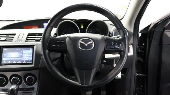 2010 Mazda Axela 15S, Reverse Camera image 308391