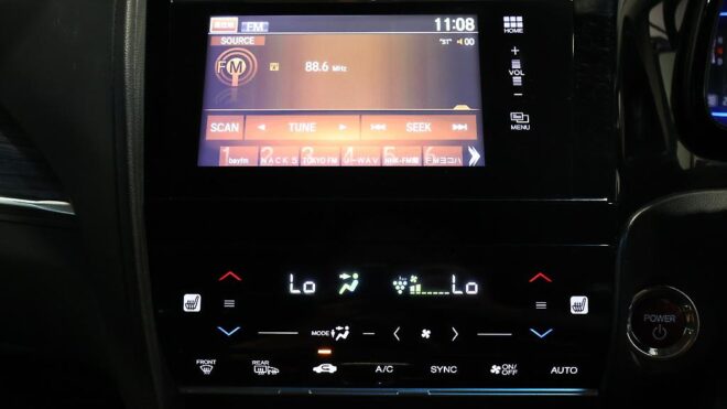 2015 Honda Shuttle Hybrid Z Model image 303760