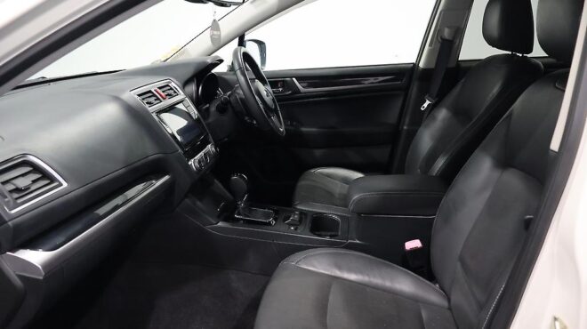 2016 Subaru Outback Limited AWD Eyesight 2.5L Leather image 305038