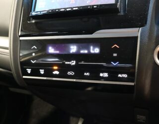 2015 Honda Fit Hybrid F Package image 317917