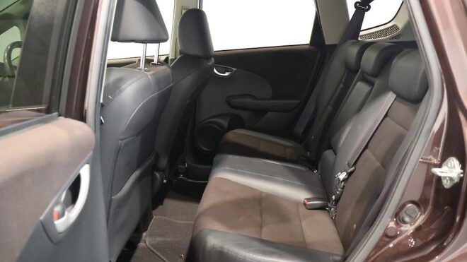 2013 Honda Fit Hybrid, Half Leather, Heated Seats, High Spec image 307231
