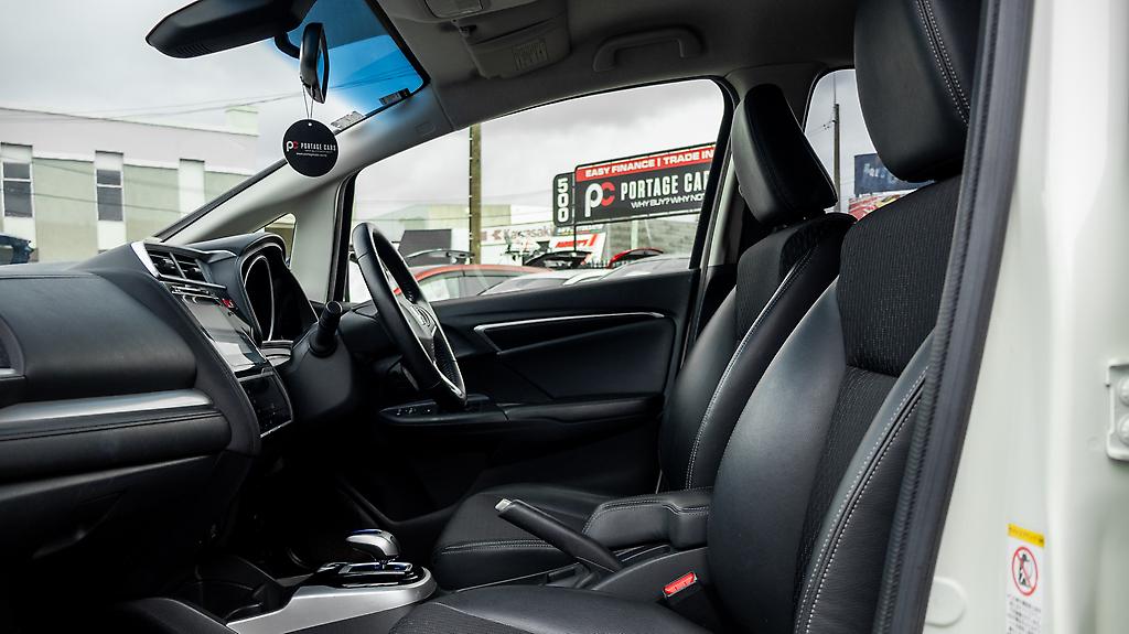 2014 Honda Fit Hybrid L-Package image 318952