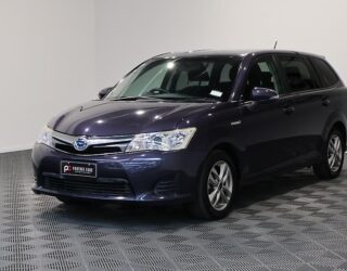2013 Toyota Corolla Fielder Hybrid G image 306678