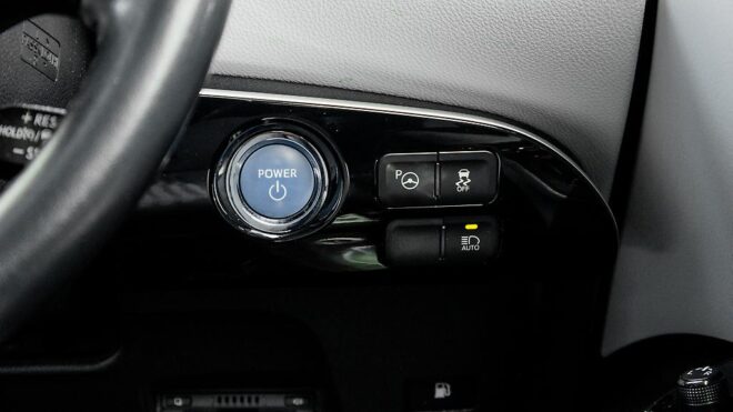 2018 Toyota Prius S SAFETY PLUS image 316775