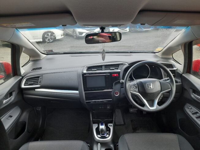 2014 Honda Fit Hybrid F Package image 303733