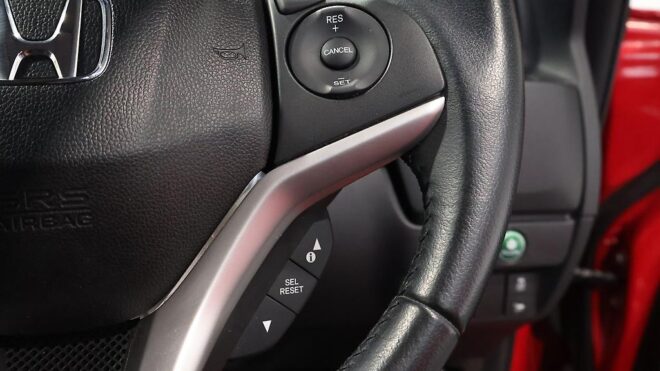 2014 Honda Fit Hybrid Leather-PKG image 306016