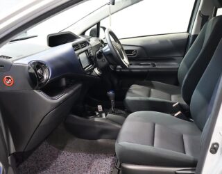 2016 Toyota Aqua S Model, Push Start, Reverse Camera image 304594
