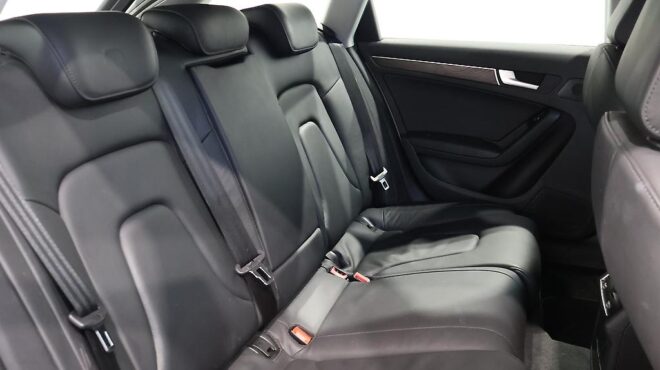 2012 Audi A4 Avant 2.0TFSI Quattro AWD image 304575