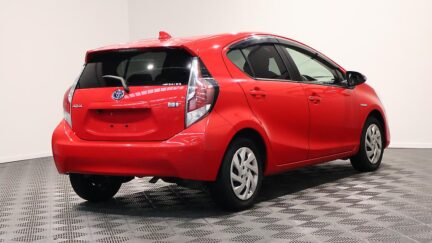 2015 Toyota Aqua  Model, Push Button Start, Reverse Camera image 305748