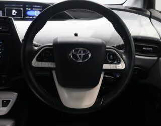 2018 Toyota Prius S SAFETY PLUS image 304231