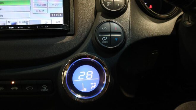 2012 Honda Fit Shuttle Hybrid Smart Selection image 304527