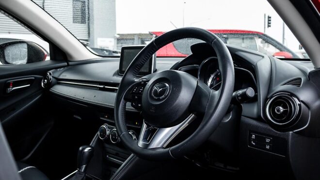 2016 Mazda Demio 13S Black Leather Limited, Heated seats, push start image 304077