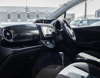 2017 Toyota Vitz Hybrid U spec , Reverse camera, Cruise control image 306543
