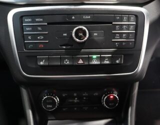 2015 Mercedes-benz Cla 250 AMG Line, Half Leather, Low KMS image 303700