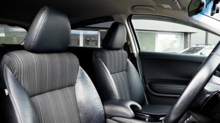 2014 Honda Vezel Hybrid Z Top Spec, Half Leather, Reverse camera image 305014