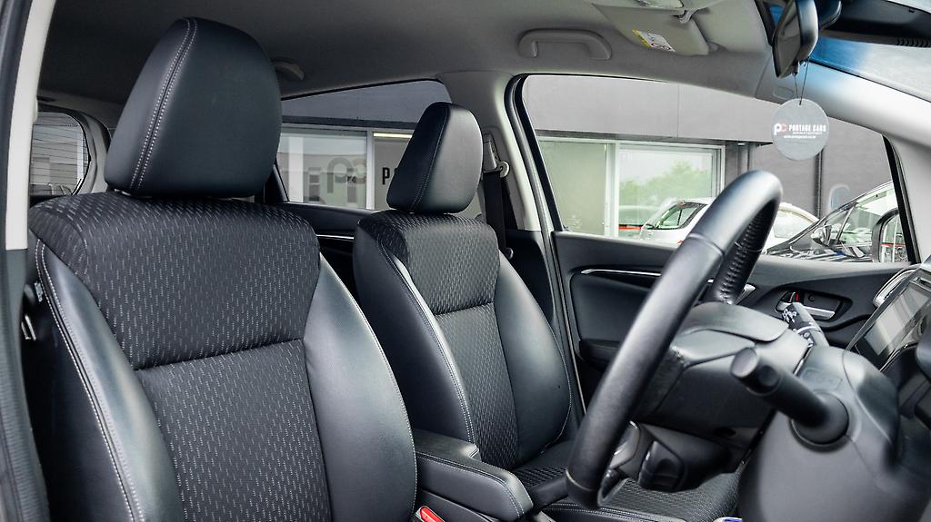 2014 Honda Fit Hybrid L-Package image 318943