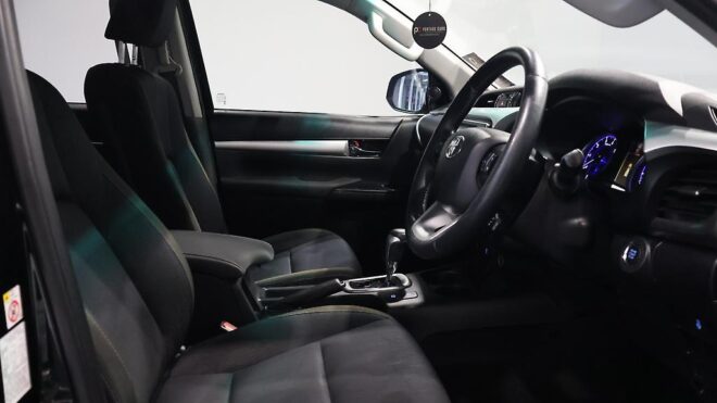 2016 Toyota Hilux SR5 TD DC 2.8D/6AT/U image 307510